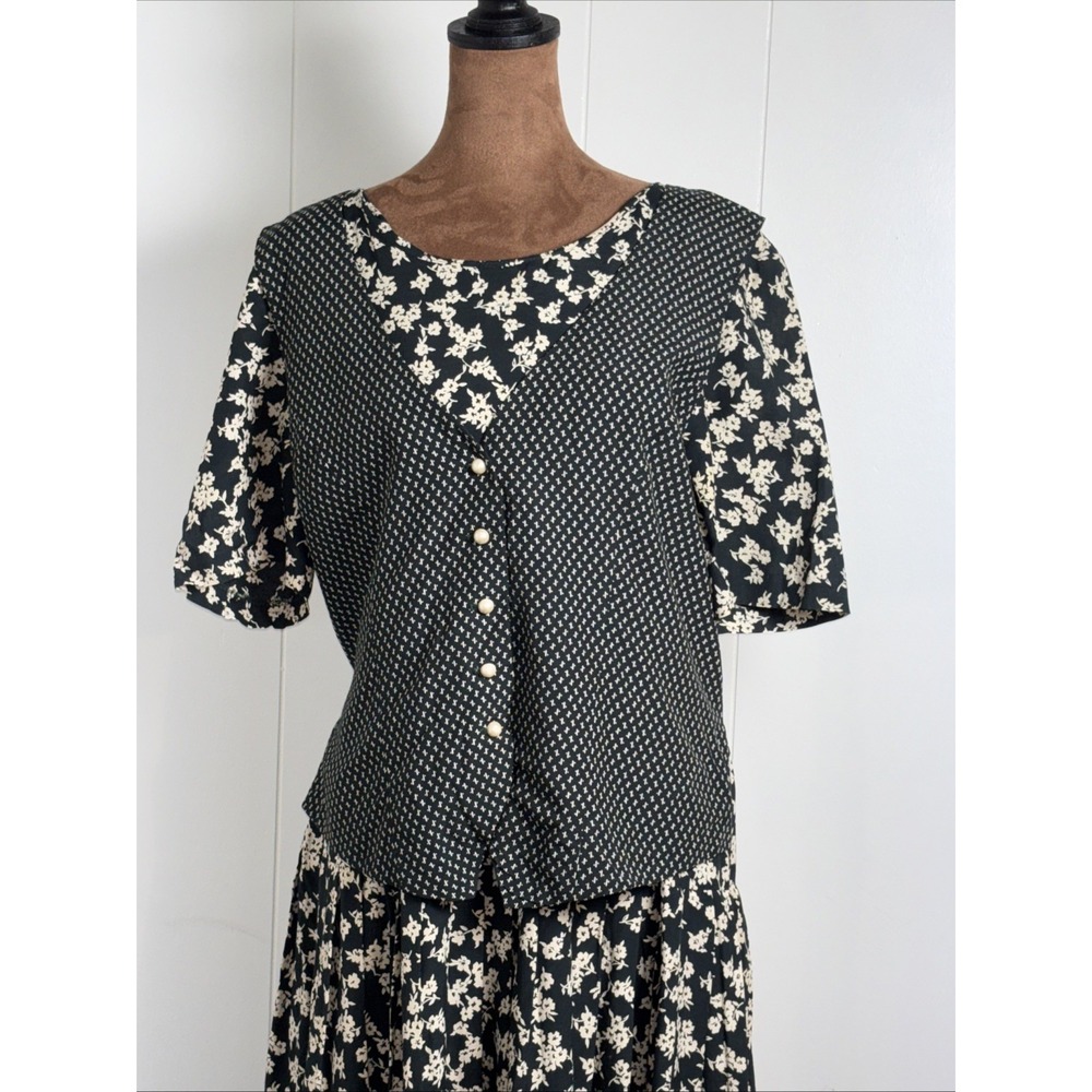 VTG School Teacher E. D. Michaels black/Ivory floral maxi dress Chest 40" Sz L